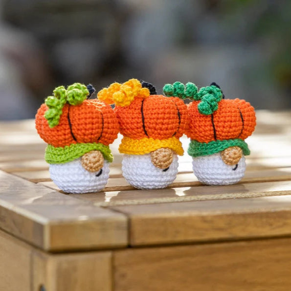 Keychain small pumpkin gnome